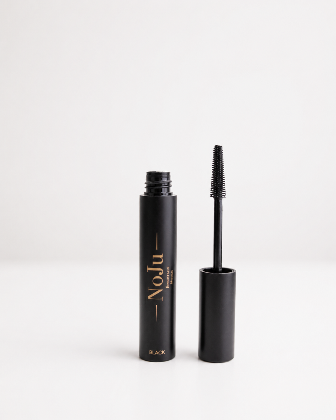 Serum-enriched Mascara – care &amp; volume in one