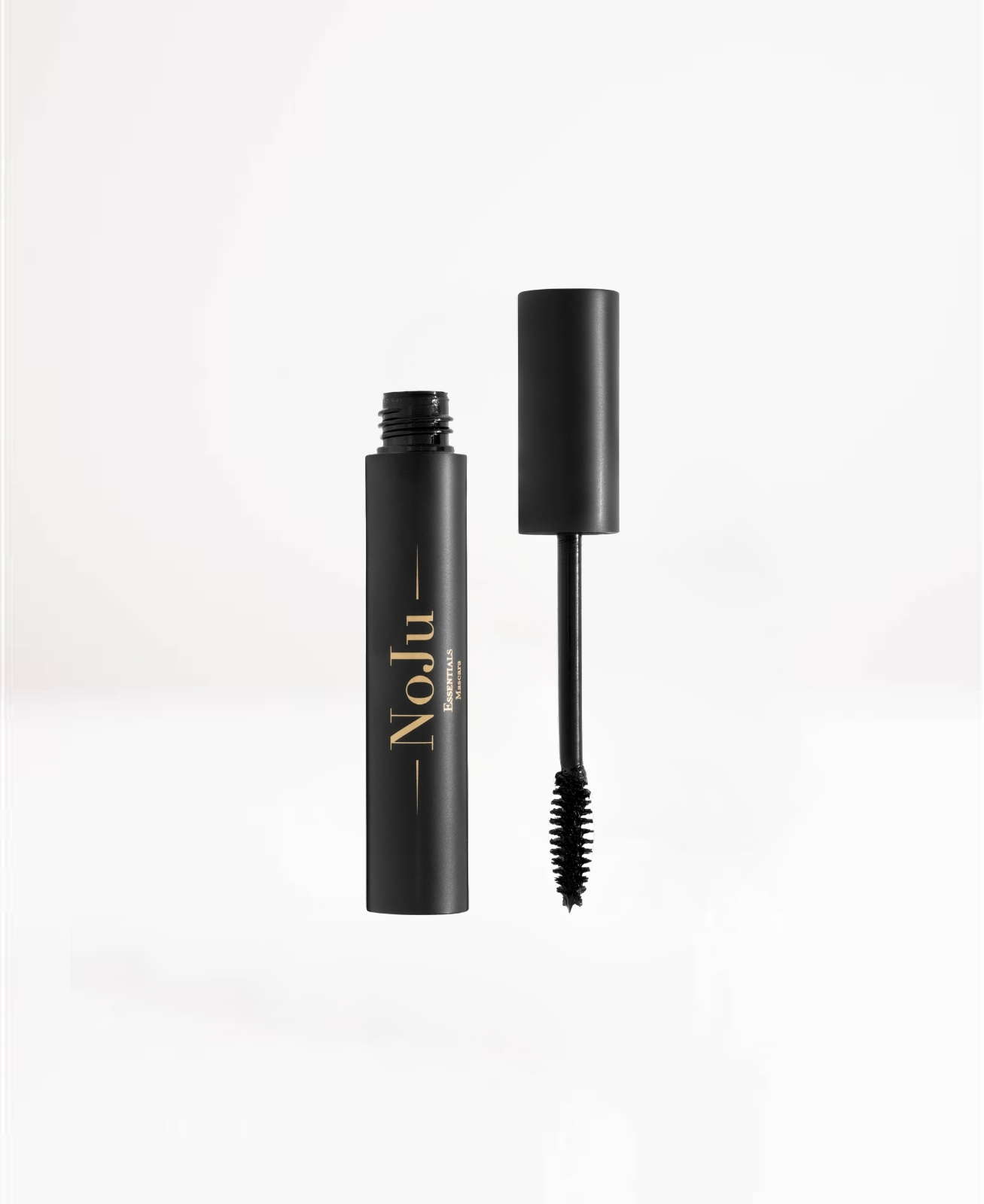 NoJu Serum-Enriched Mascara – care &amp; volume in one